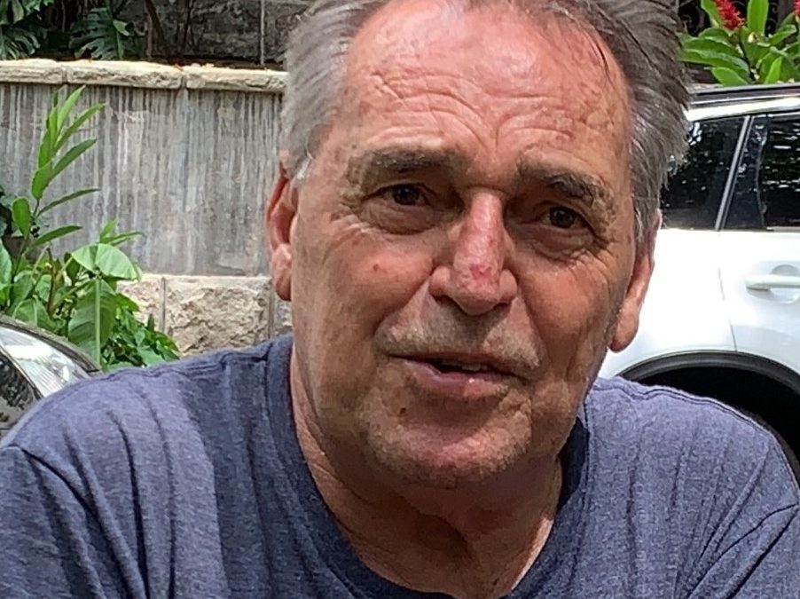 XICO CHAVES FAZ DA ARTE SUA ARMA