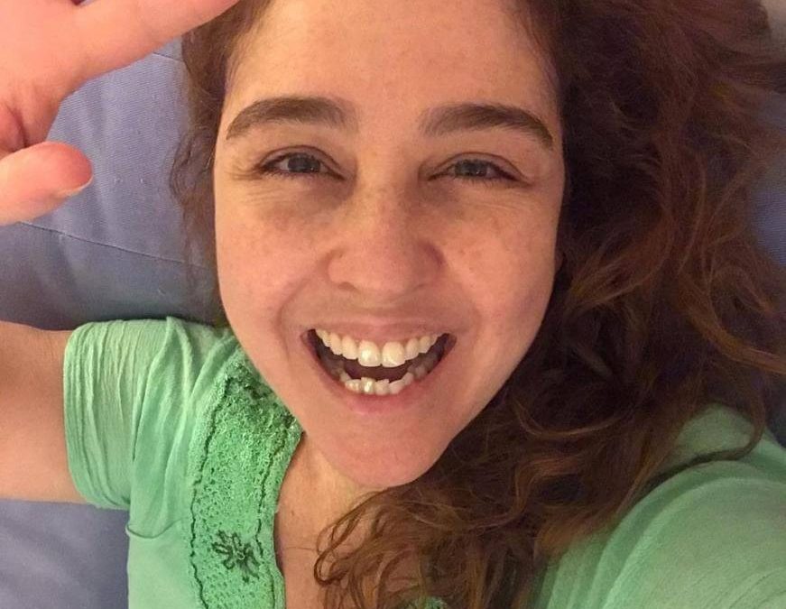 DEBORA LAMM: AMOR E HUMOR, JUNTO & MISTURADO
