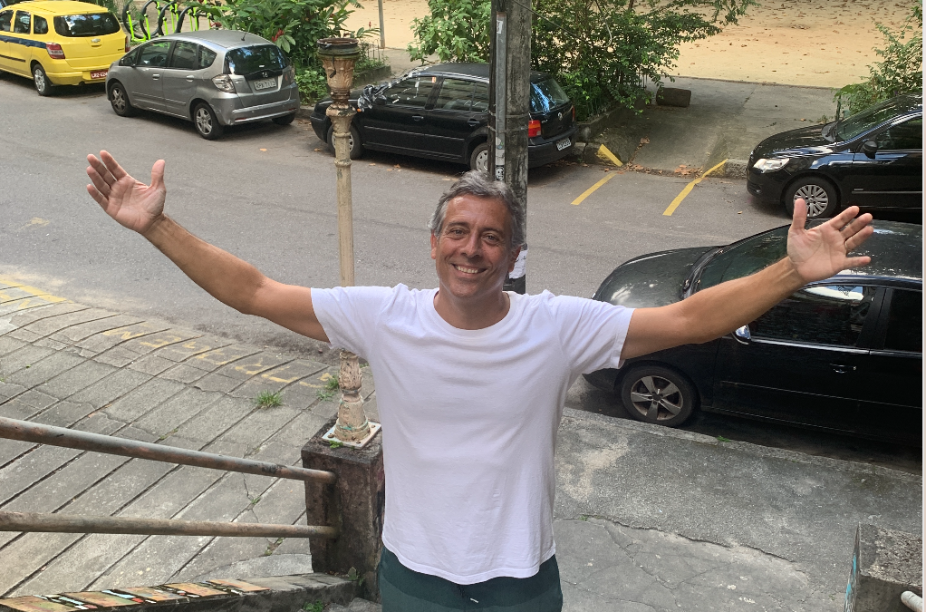O LUGAR DE CARLOS LISBOA