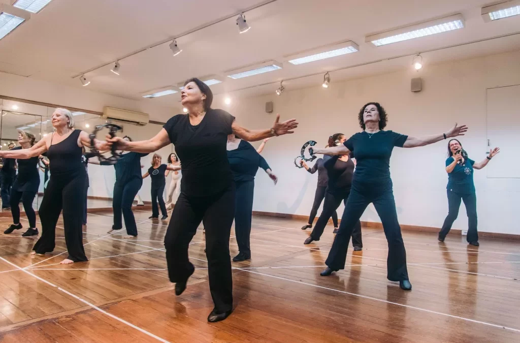O IMPORTANTE É DANÇAR E EXERCITAR CORPO E MENTE!