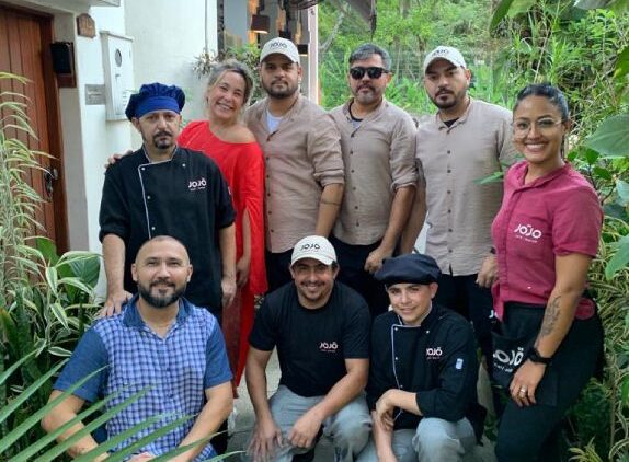 A equipe do Jojô