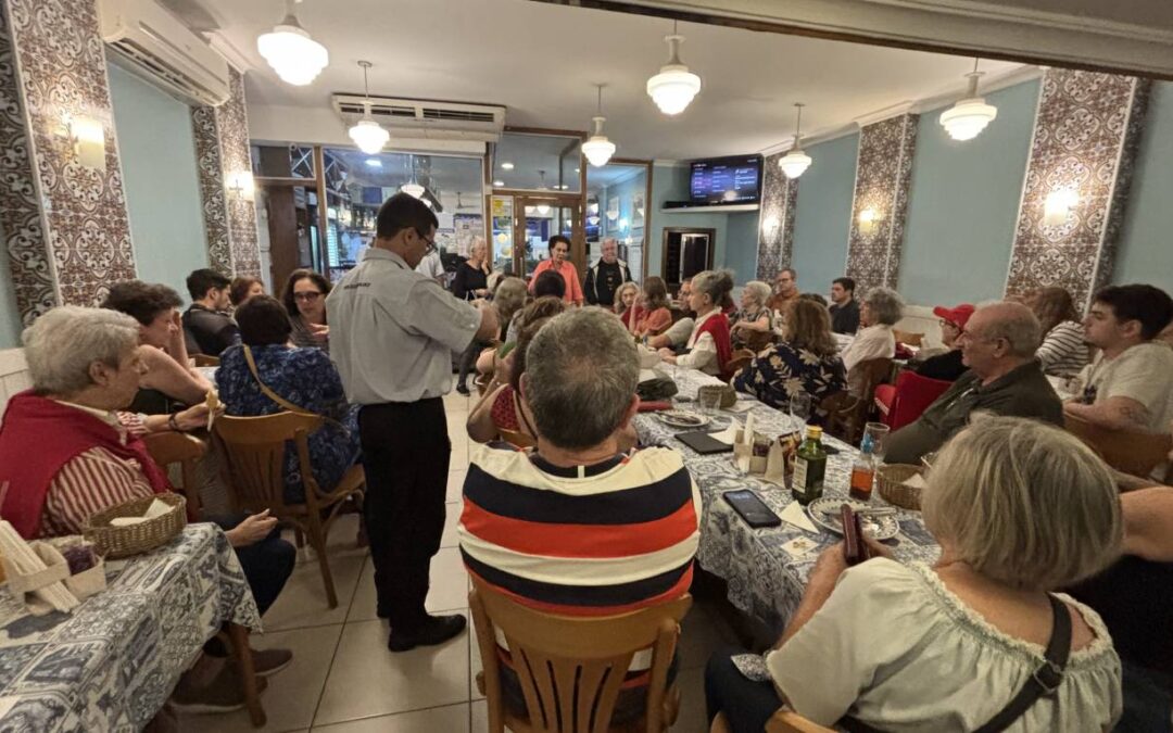 GAVEANOS CONTRA O BOOM IMOBILÁRIO 